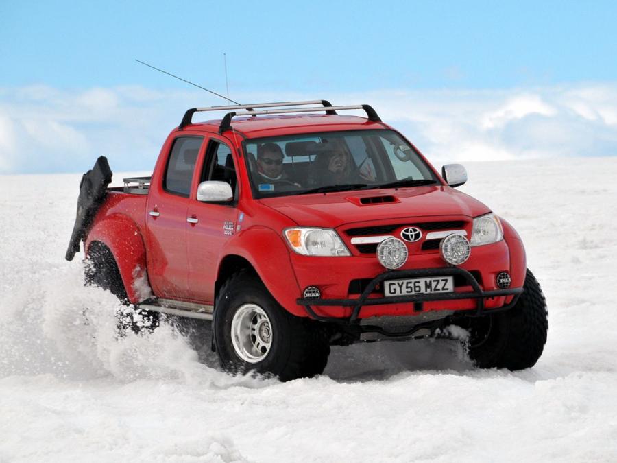  Toyota Hilux Invincible AT38 Arctic Trucks 2007 года  (фото 12 из 26)